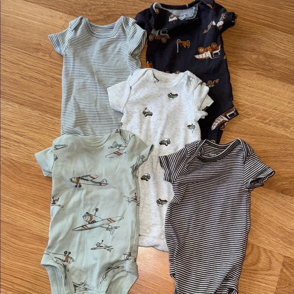 Carter's 0-3 months Cars/Airplanes baby boys bodysuits